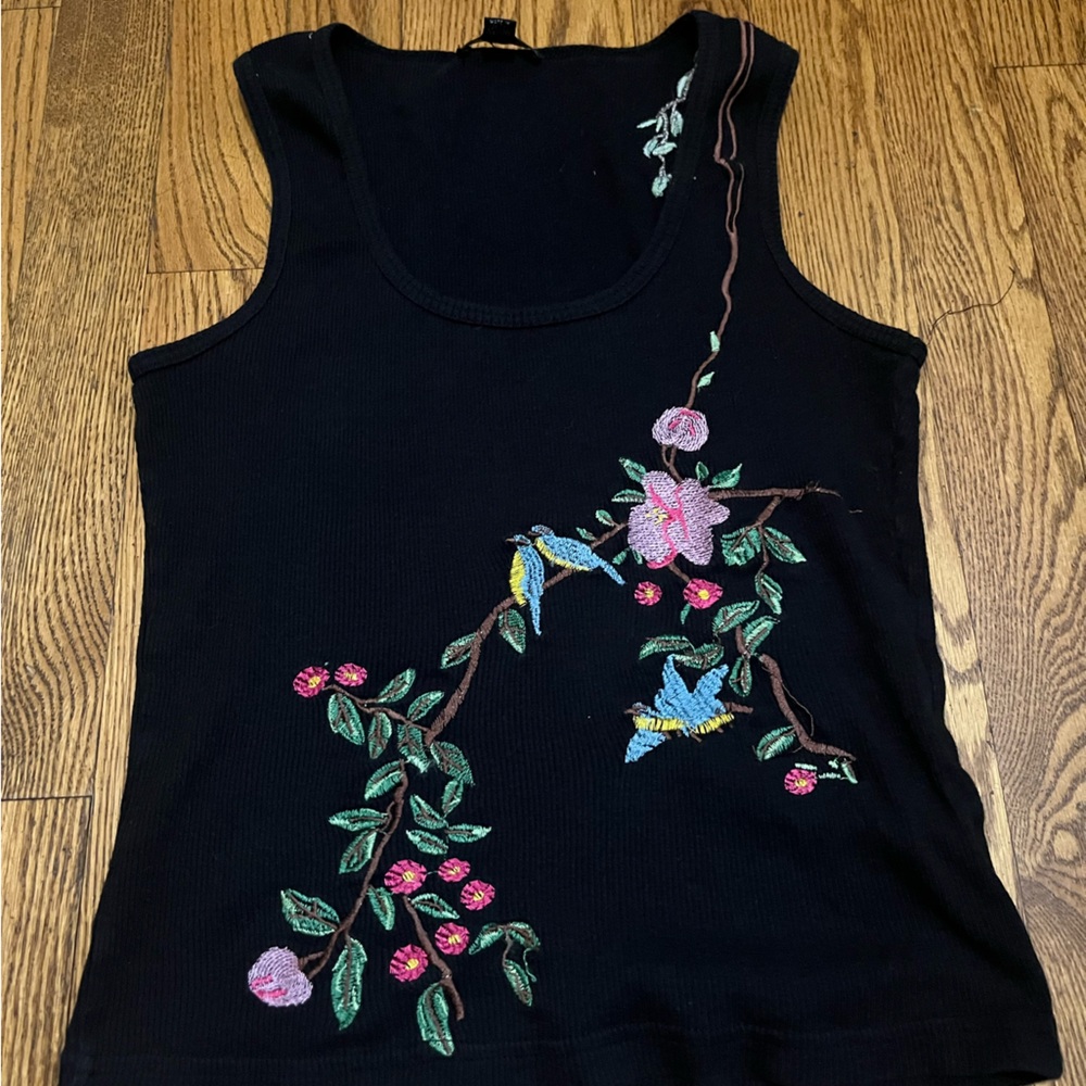 3/$20 Black embroidered tank top size S